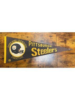 Vintage NFL Super Bowl Champions Pittsburgh Steelers pennant